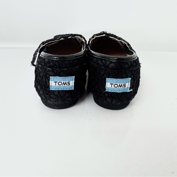 Toms Youth Classic Black Crochet Floral  Glitter Slip-On Shoe Size T 10 Girls - Picture 5 of 6